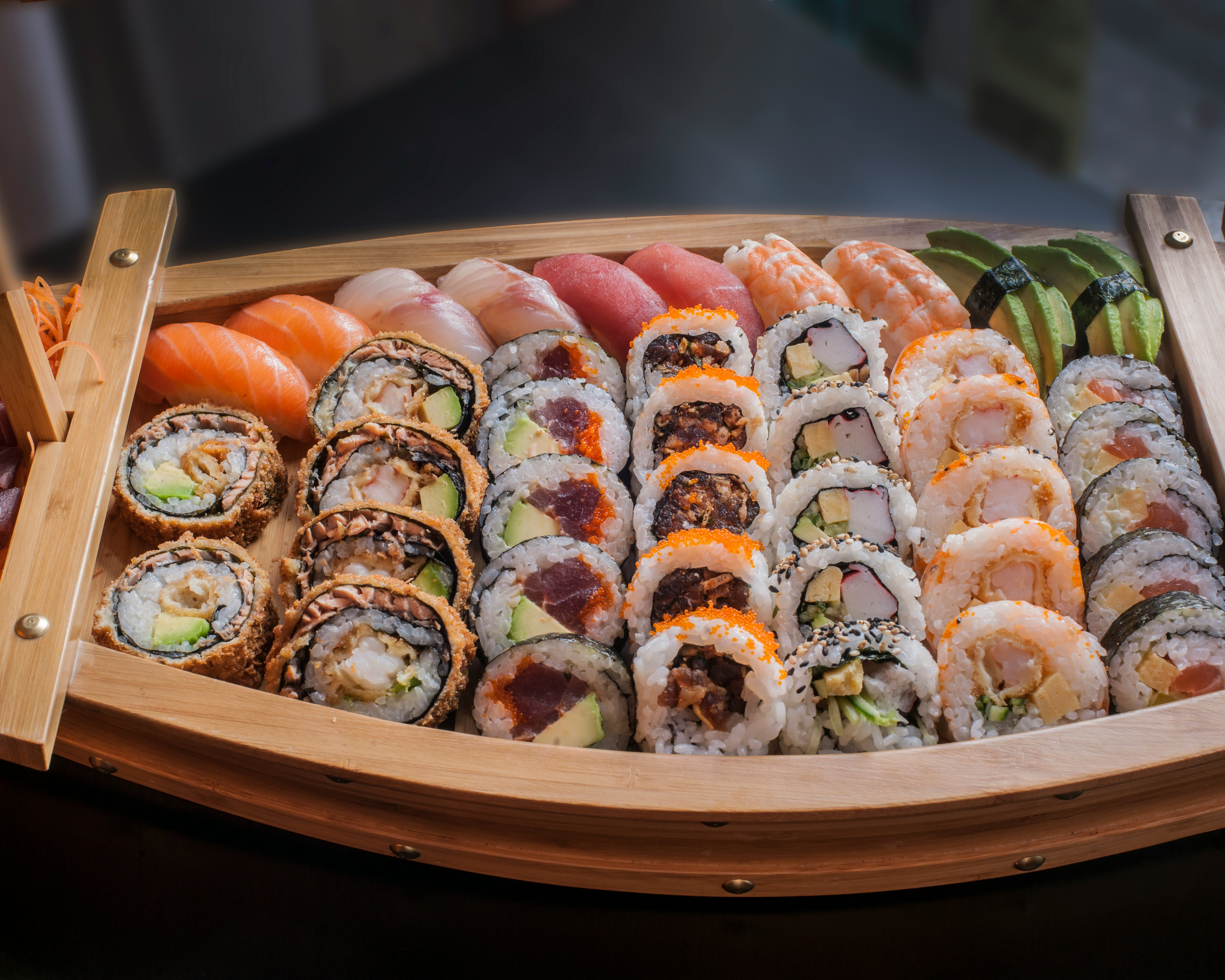 Fresh Sushi Restaurant in Tucson, AZ 85710
